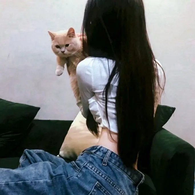 女孩，四绎
